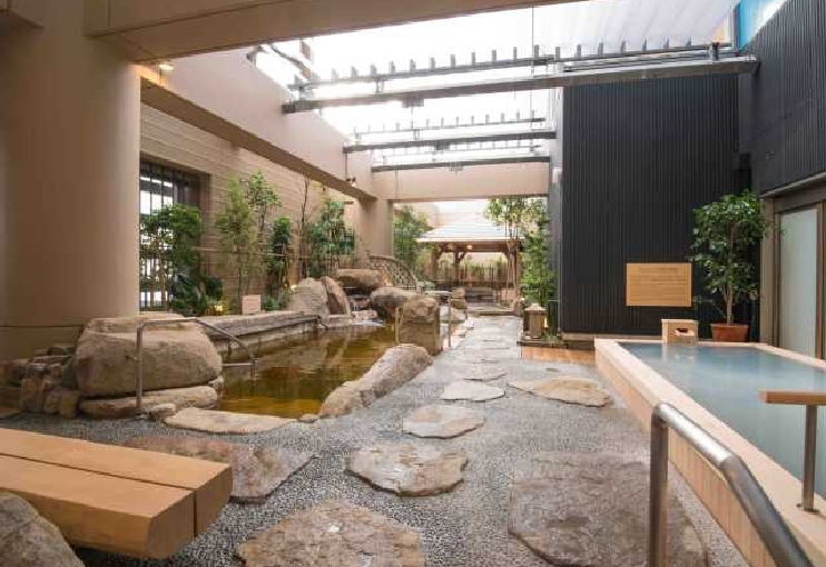 東京ドーム天然温泉　Ｓｐａ　ＬａＱｕａ